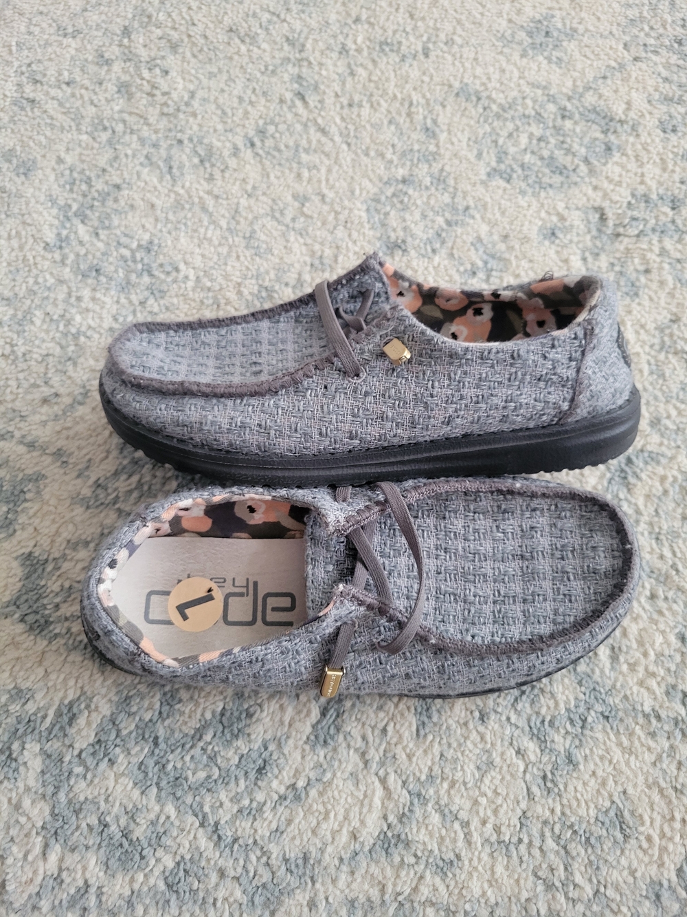 Hey Dude Texture Sneakers Size 7